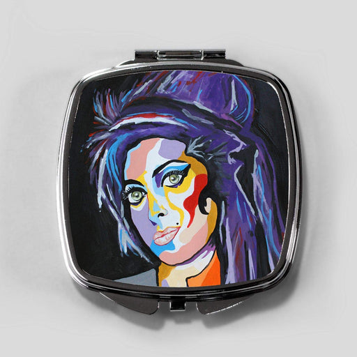 Amy Winehouse - Cosmetic Mirror